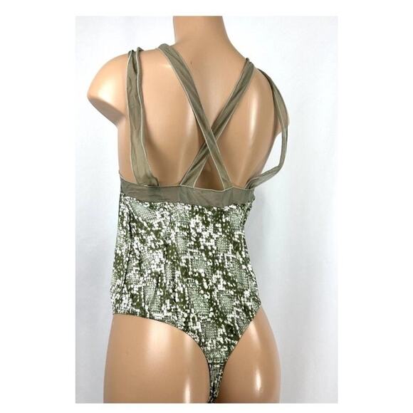 Free People Intimately Sz S Moss Green Nights Out Snakeskin Print Bodysuit - Picture 3 of 6